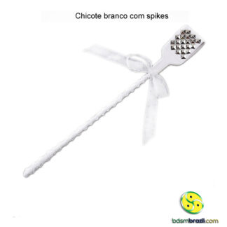 Chicote de couro branco com spikes