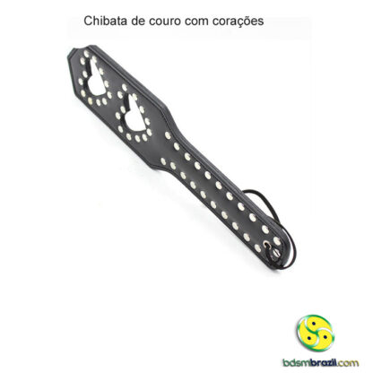 Chibata de couro com corações