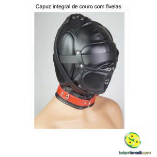 Capuz integral de couro com fivelas